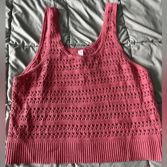 Old Navy Sweaters - Old Navy Sweater Tank